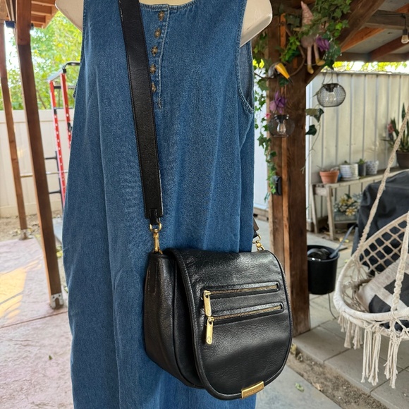 MARC JACOBS LUNA BLACK LEATHER CROSSBODY REVERSIBLE STRAP - Picture 2 of 15